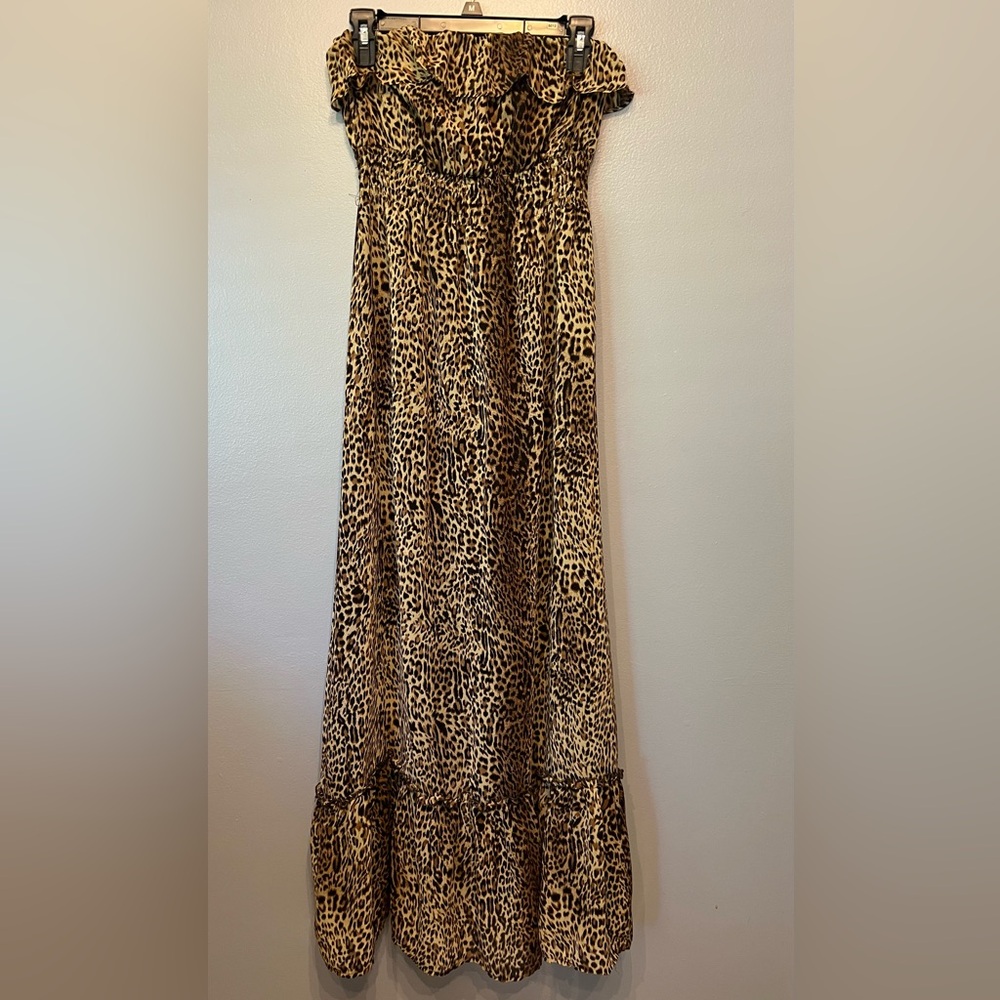 Forever 21 Leopard Print Maxi Dress